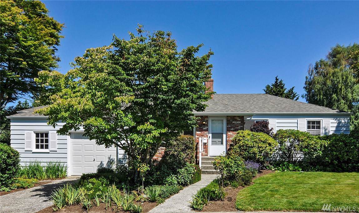 3914 82nd St - Photo 1
