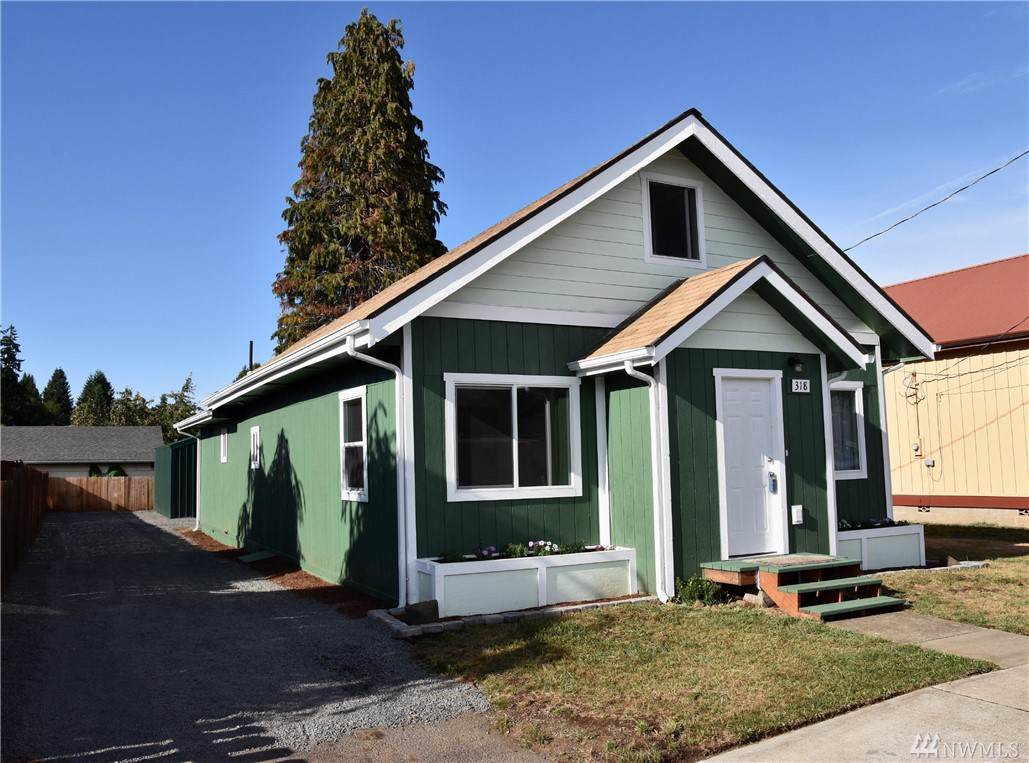 318 4th Ave - Photo 1