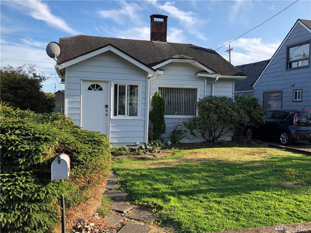 2419 Cherry St - Photo 1
