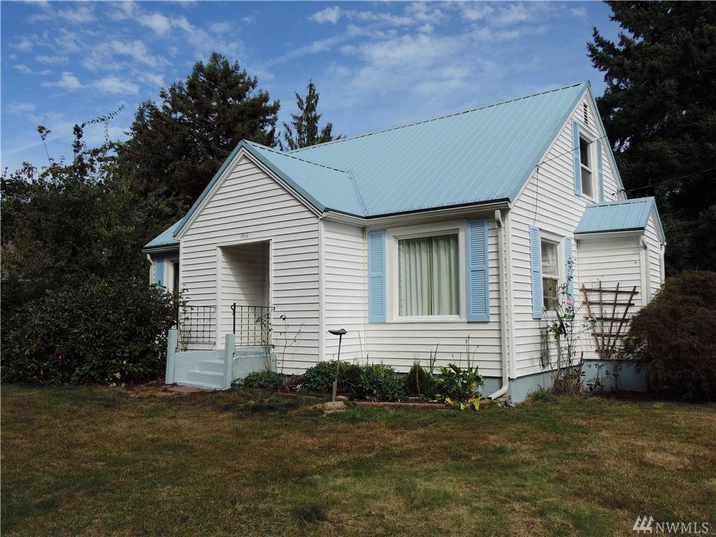 1412 Kerron St - Photo 1