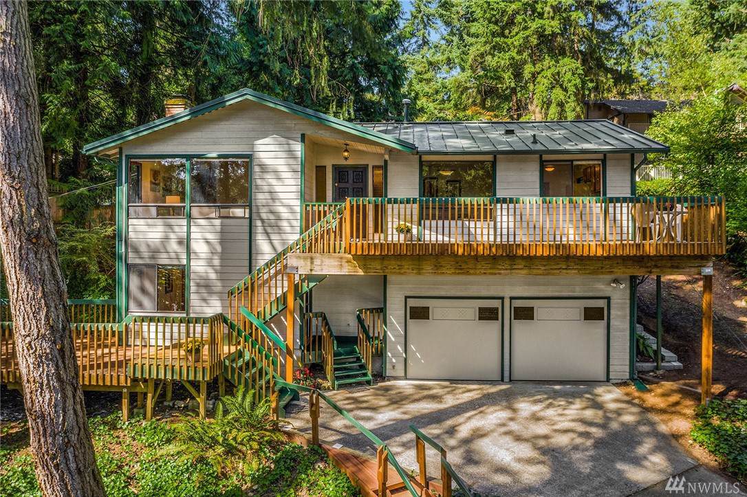 153 130th Ave - Photo 1