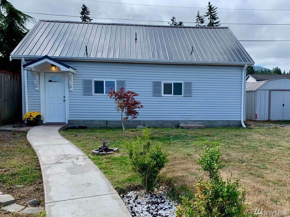 122 Forest Ave - Photo 1