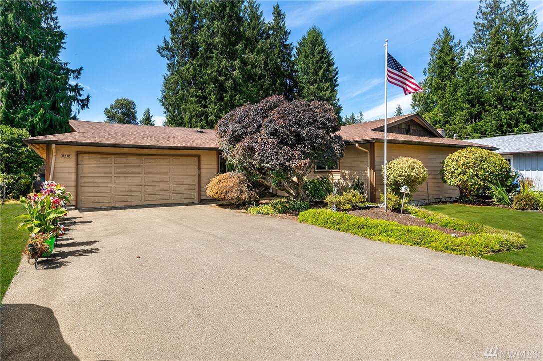 9218 60th Dr - Photo 1
