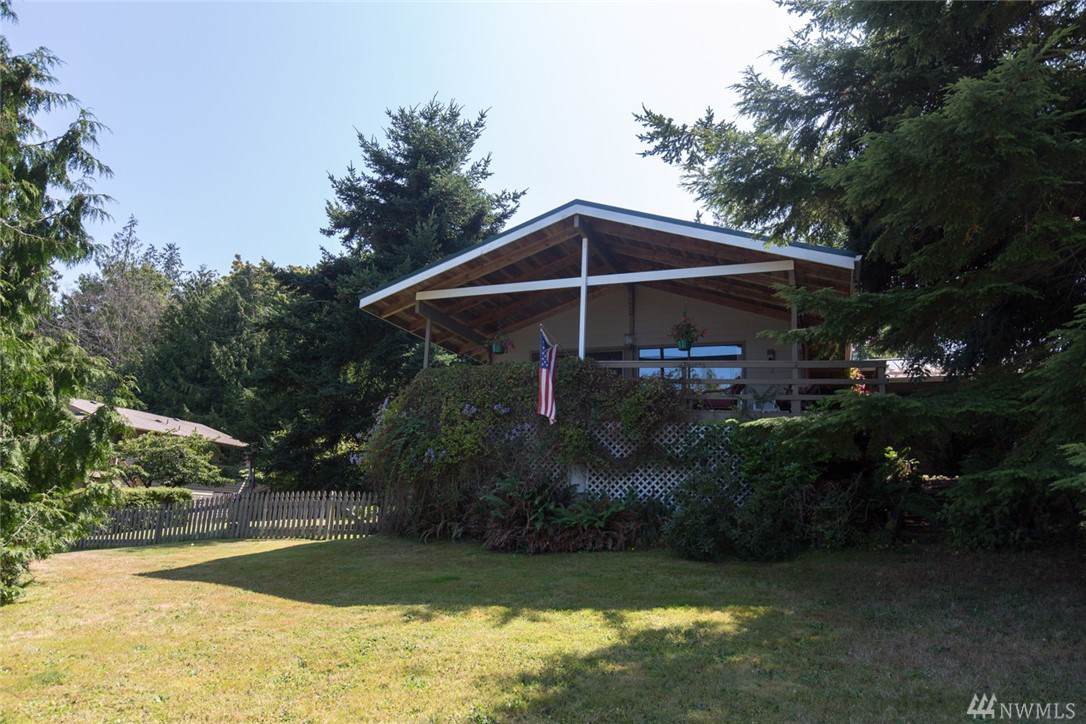 150 Sylvan Wy - Photo 1