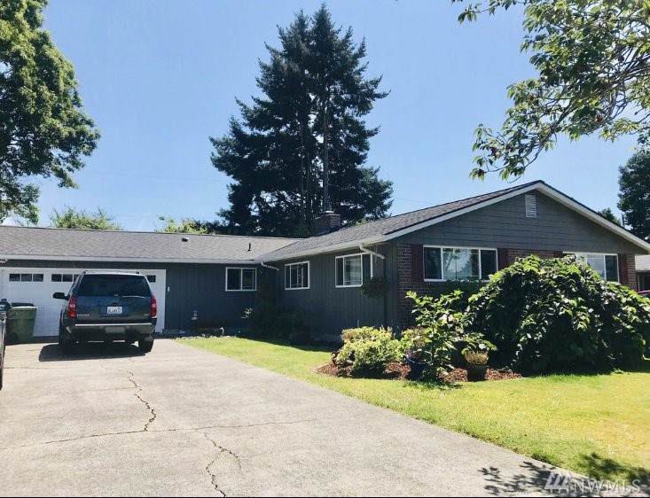 2551 Northlake Ave - Photo 1