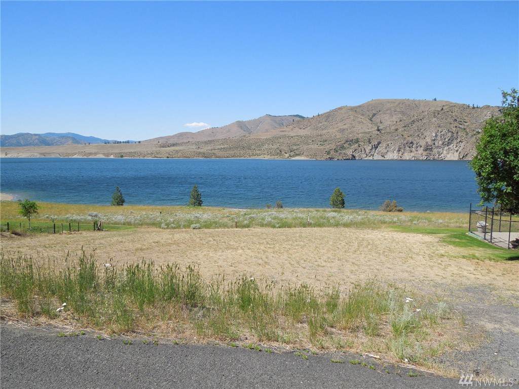 17015 Columbia View - Photo 1