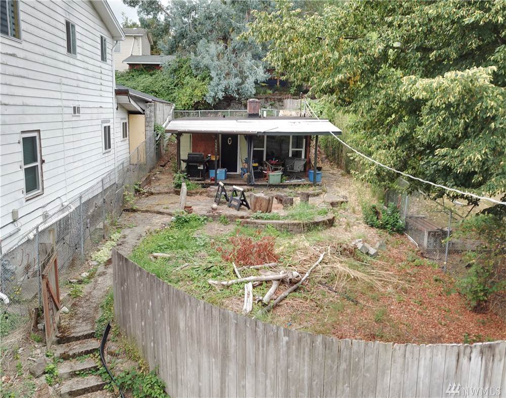 4557 34th Ave - Photo 1