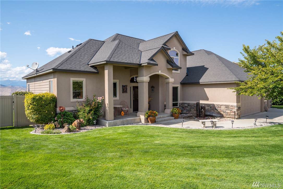 2541 Fancher Heights - Photo 1
