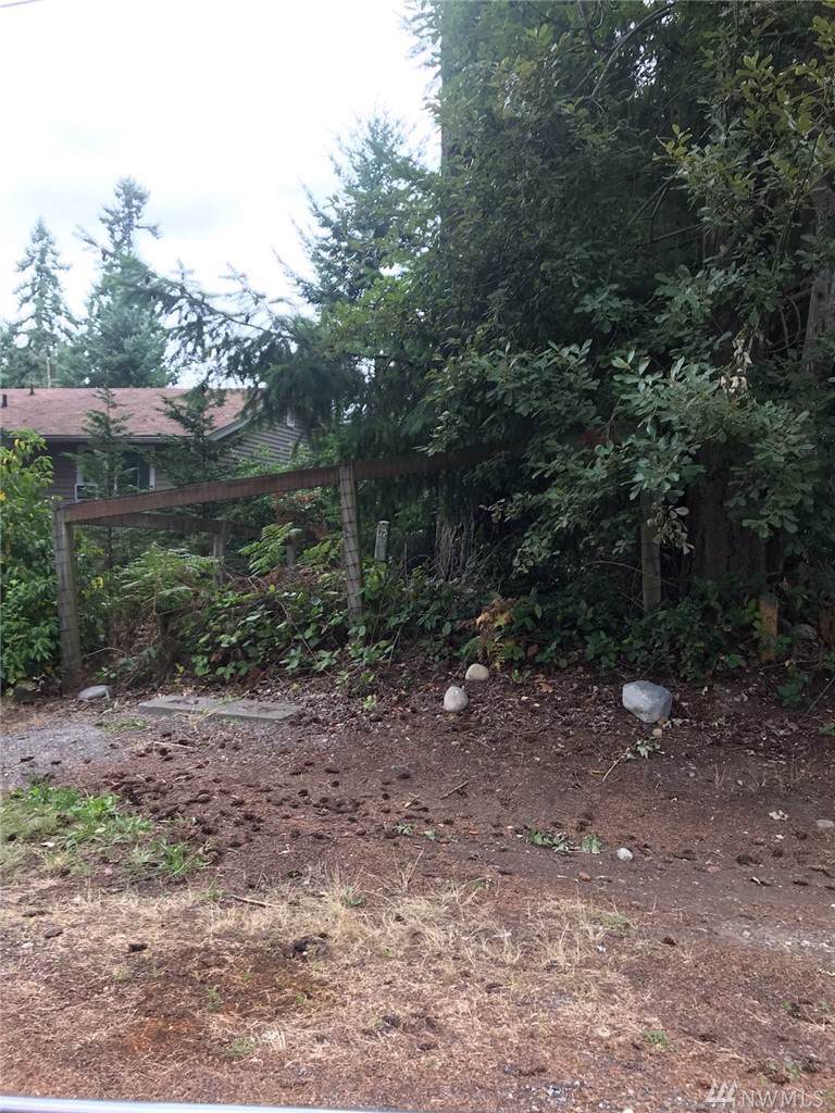 6900 183rd Ave - Photo 1