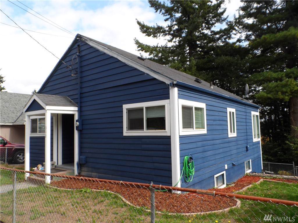 312 Yantic Ave - Photo 1