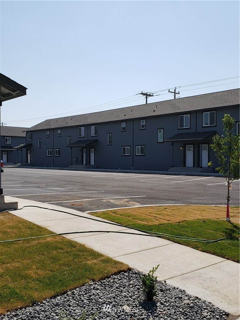 1525 Monroe Street - Photo 1