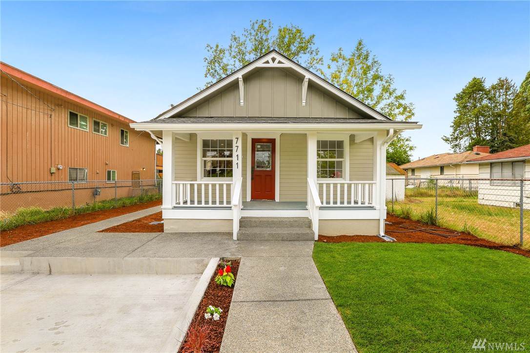 7711 46th Ave - Photo 1
