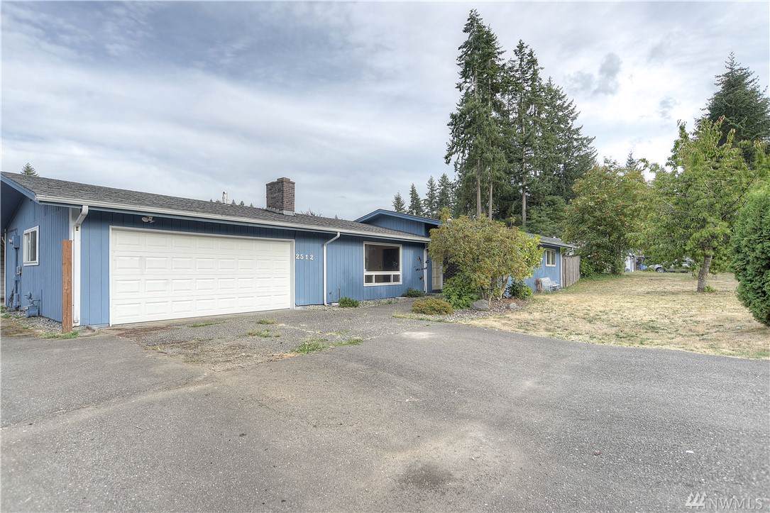 2512 Angela St - Photo 1