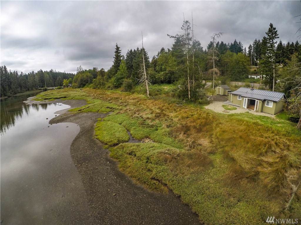 7270 Grapeview Loop Rd - Photo 1