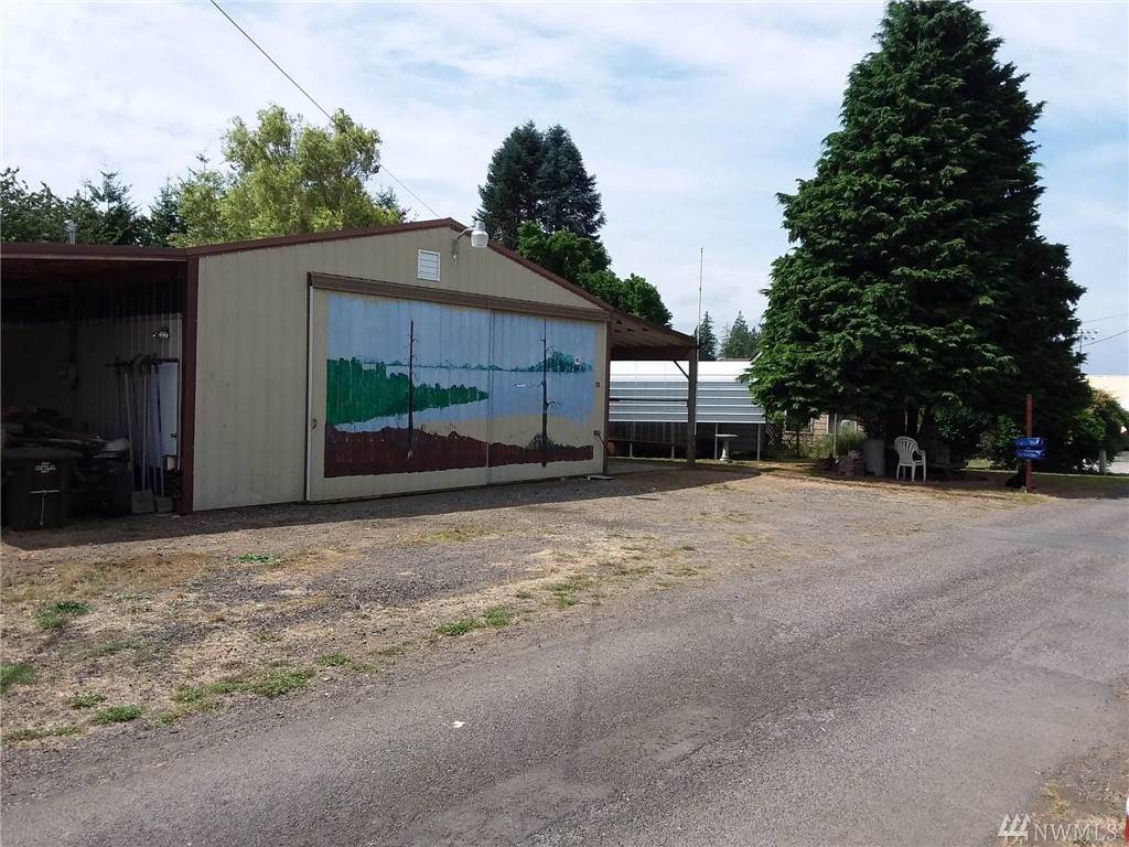 35 Irving St - Photo 1