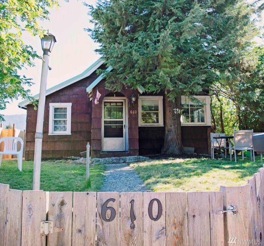 610 Third - Photo 1