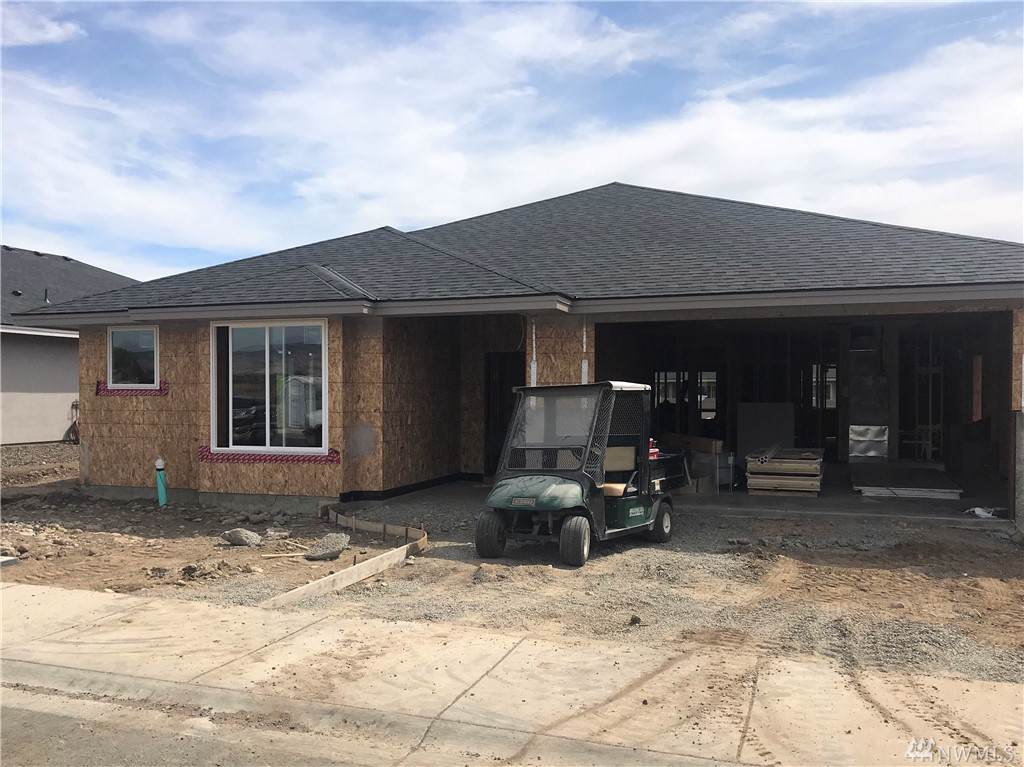 300 Stanford Ave - Photo 1
