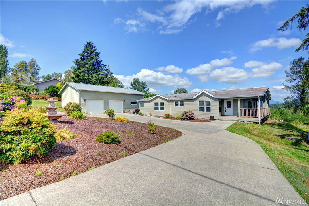 23301 Buchanan St - Photo 1