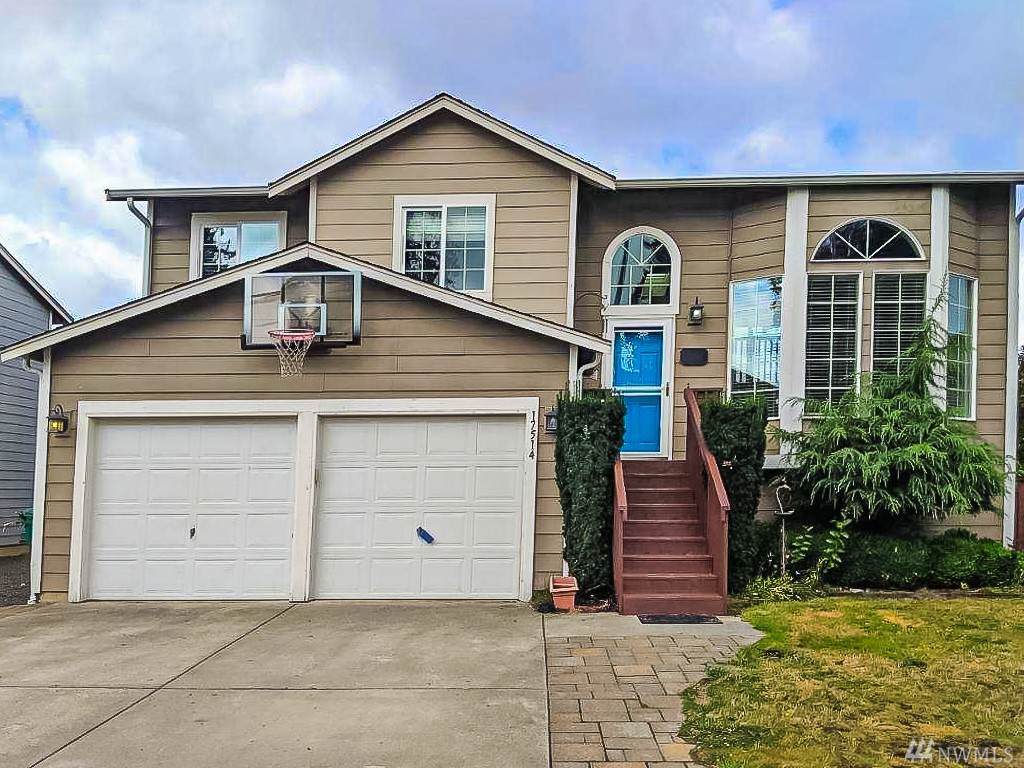 17514 74th Dr - Photo 1