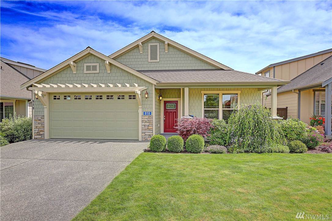 818 Hickory Place - Photo 1