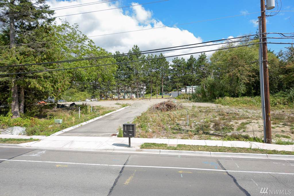 12436 84th Ave - Photo 1