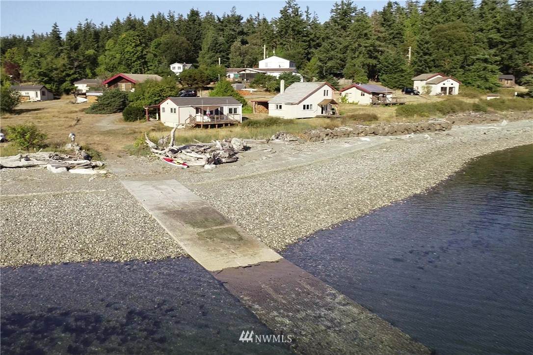 10 Beach Drive - Photo 1