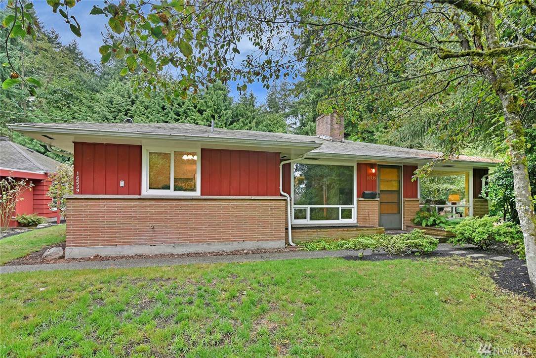 16539 27th Ave - Photo 1