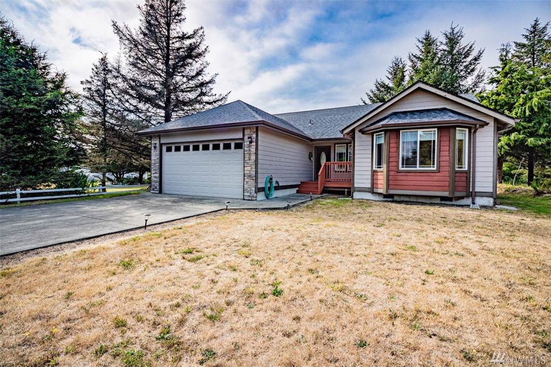 641 Olallie Cir - Photo 1