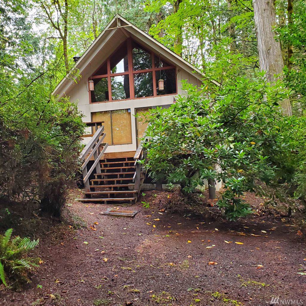 450 Pointes Dr - Photo 1