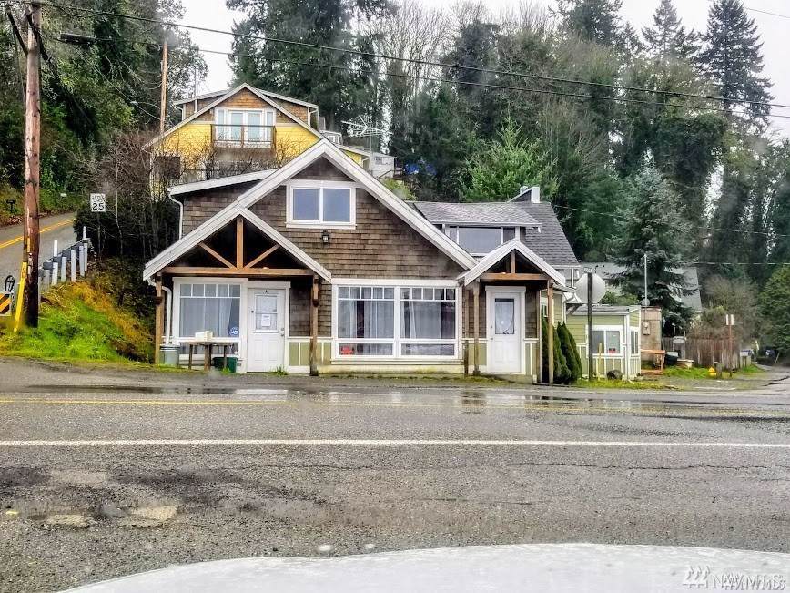 1443 Arnold Ave - Photo 1