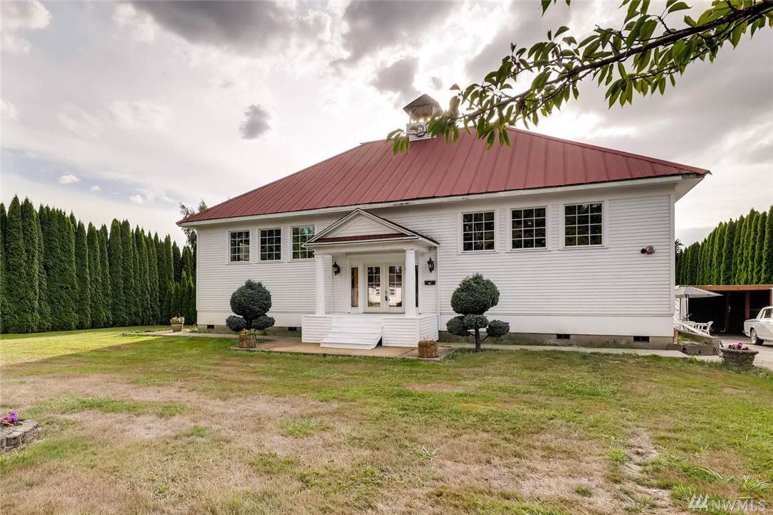 22824 Pioneer Hwy - Photo 1