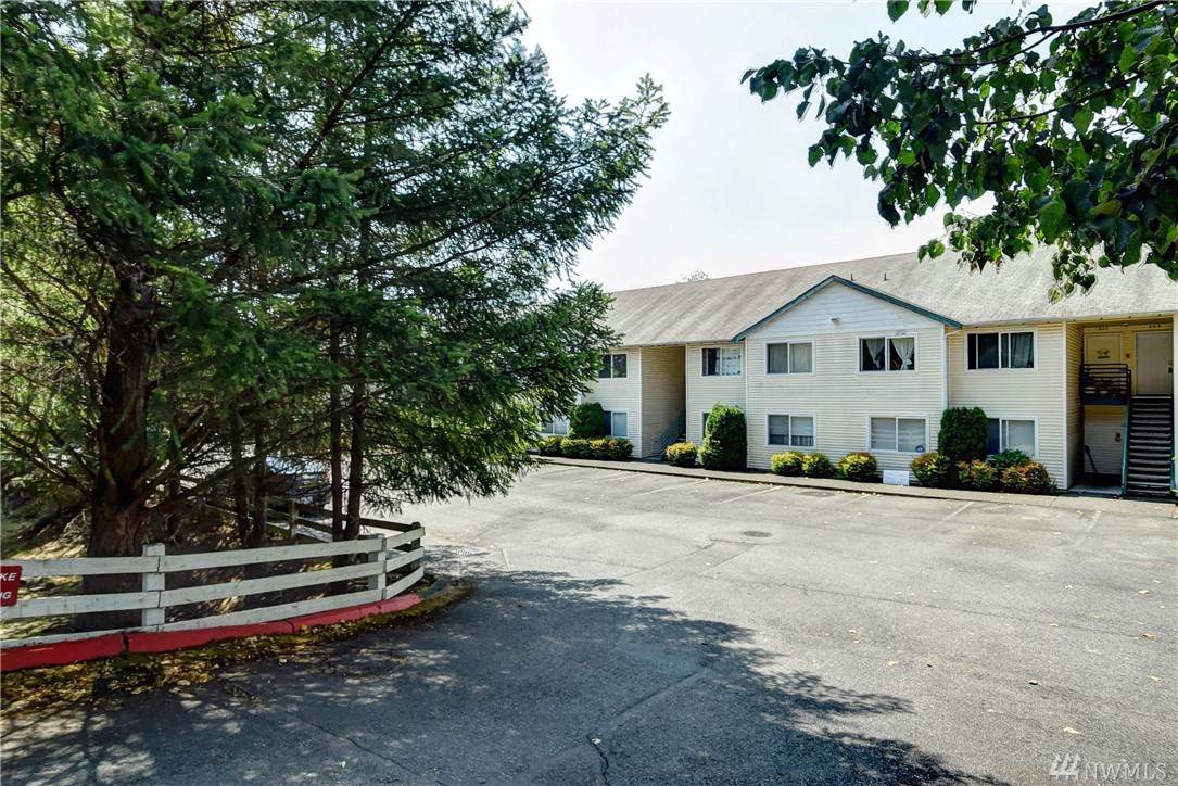 27205 148th Ave Se - Photo 1