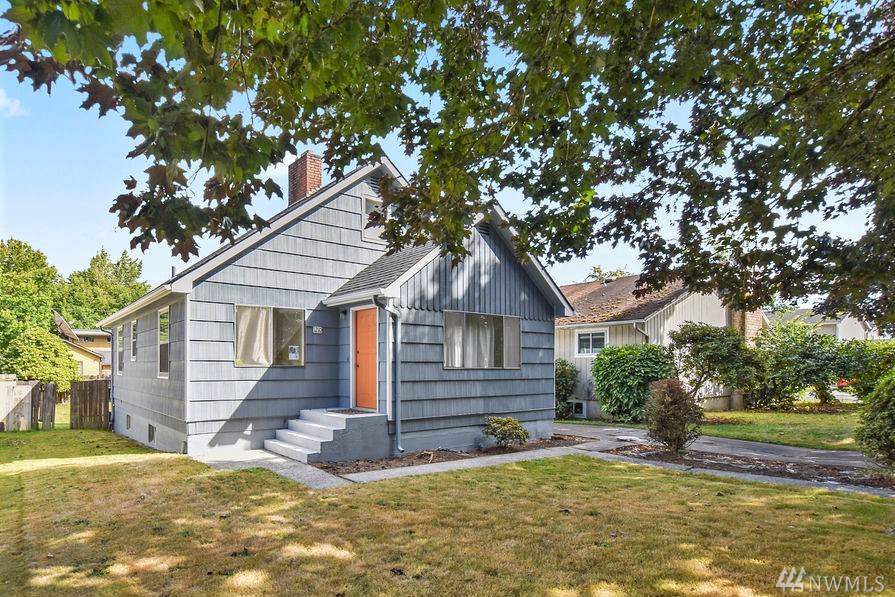 1210 8th Ave - Photo 1