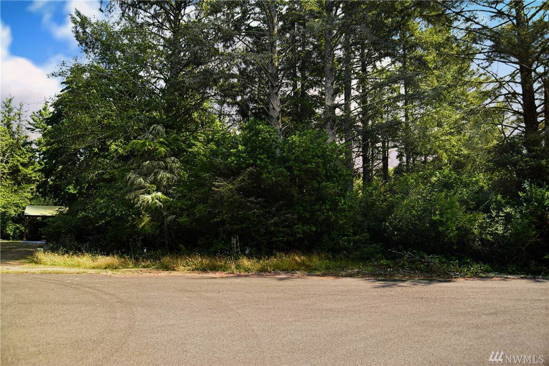 755 Pintail Ct - Photo 1