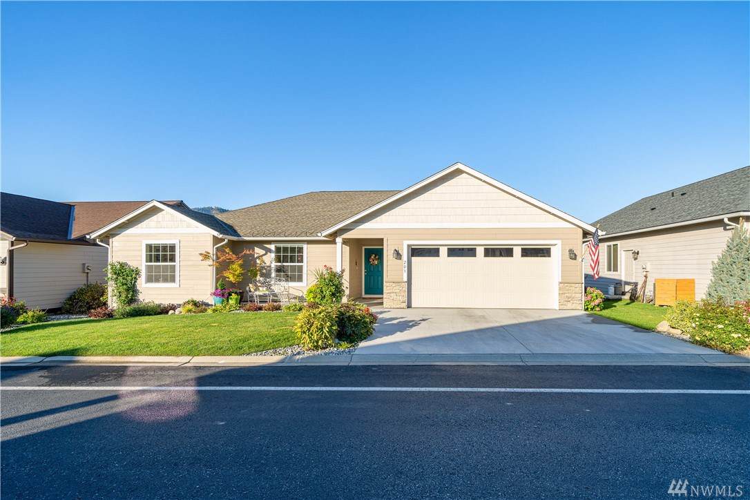 203 Village Dr - Photo 1