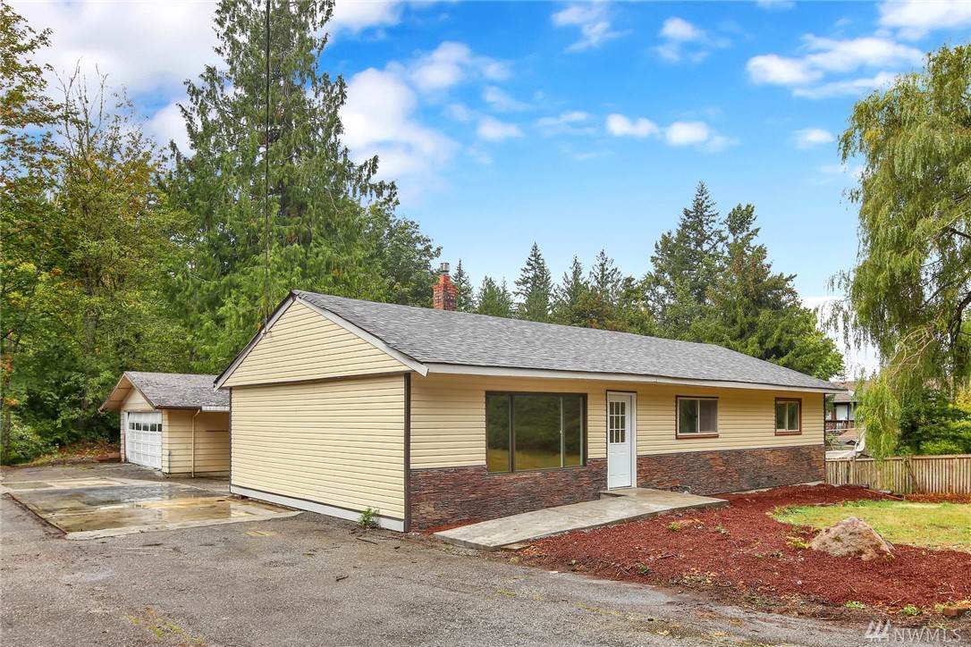 1345 Oriental Ave - Photo 1