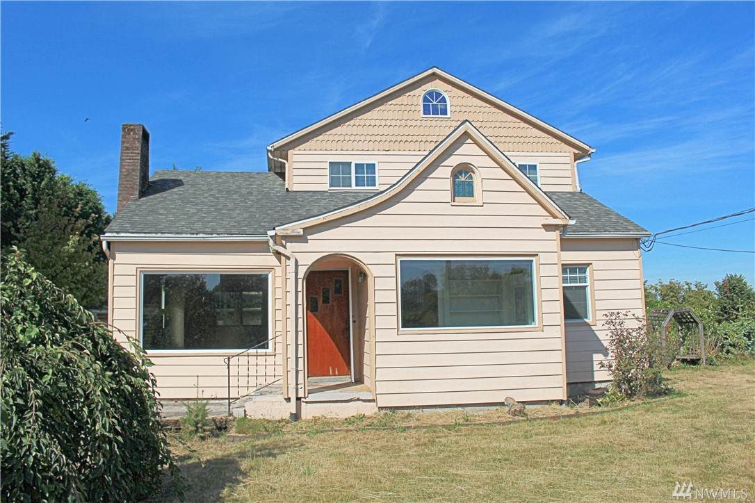 4720 62nd Avenue - Photo 1