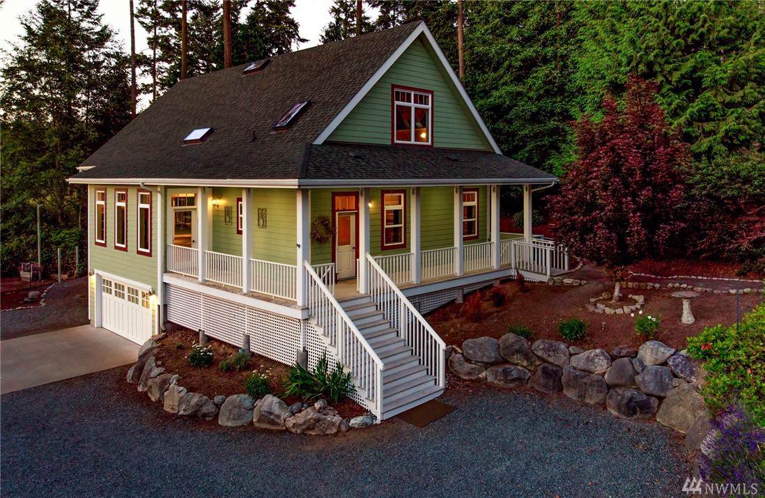 227 Mariner Drive - Photo 1