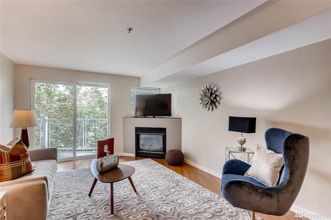 3318 30th Ave - Photo 1