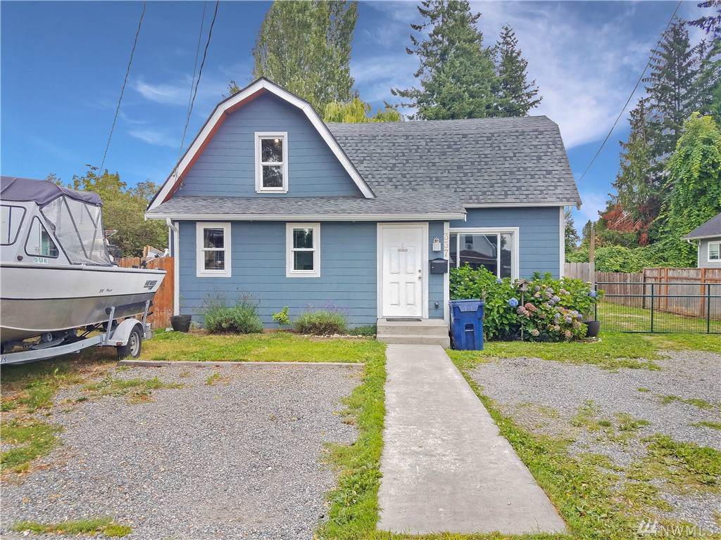 337 Central St - Photo 1