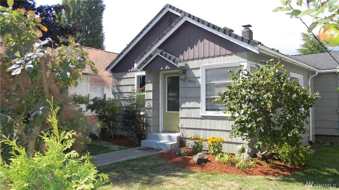 817 Pennsylvania Ave - Photo 1