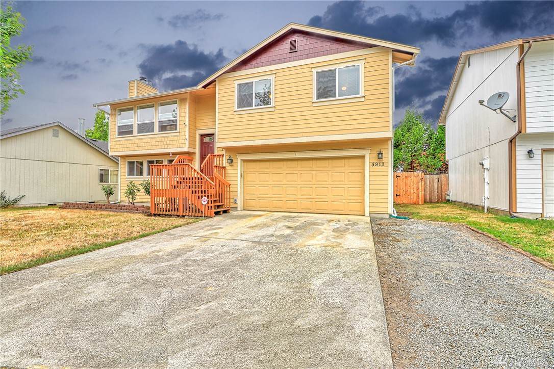 5913 Crimson Ct - Photo 1