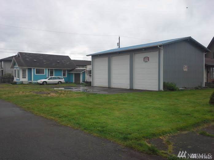 606 25th St - Photo 1