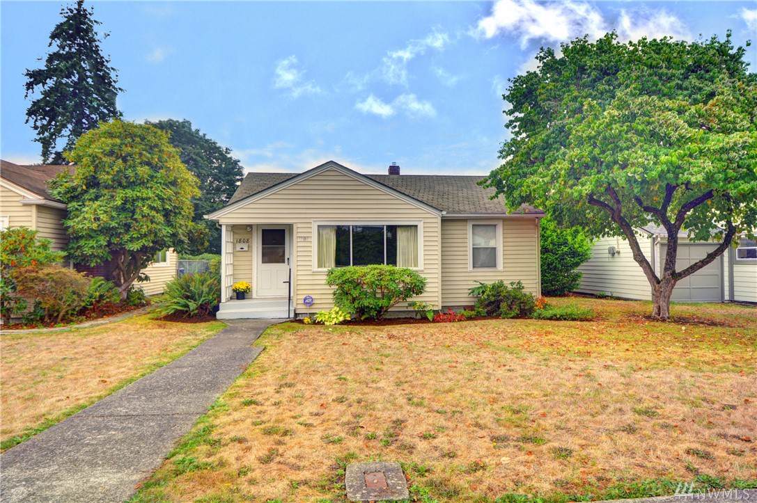 1808 2nd St - Photo 1