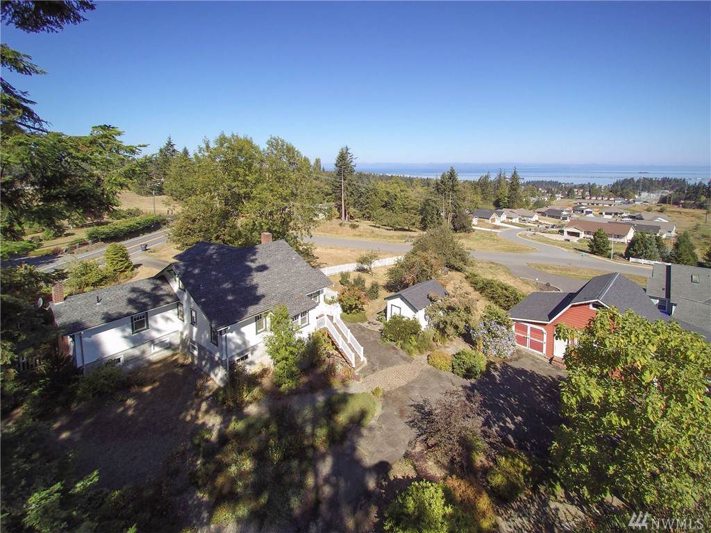 3711 Mount Angeles Rd - Photo 1