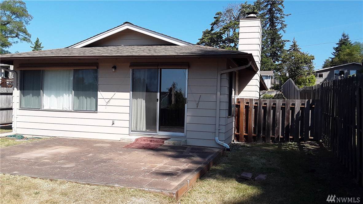 1239 Toledo St - Photo 1