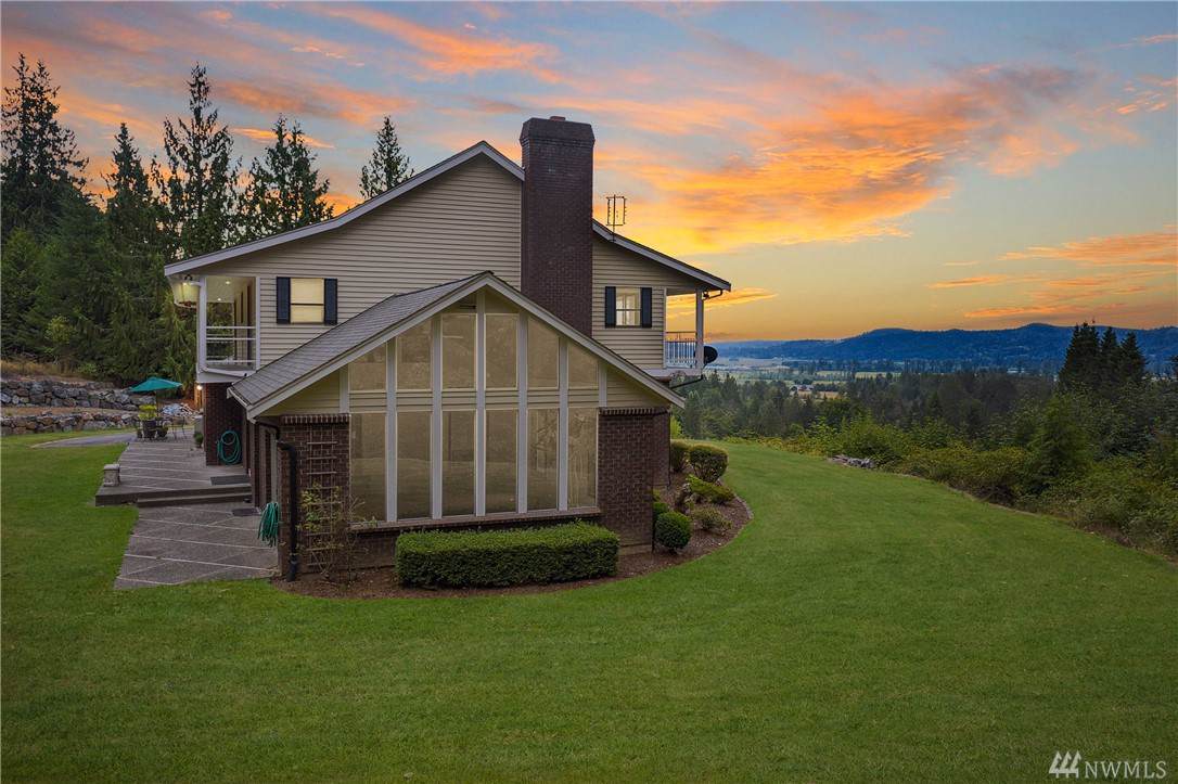 15427 Westwick Rd - Photo 1