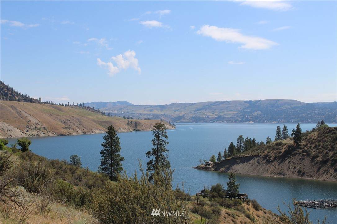 38952 Waterfall Place - Photo 1