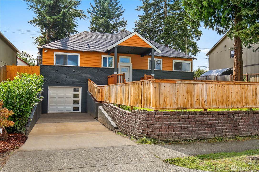 1420 62nd St - Photo 1