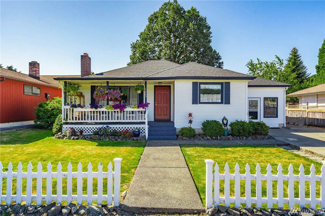 1663 Kelly Ave - Photo 1